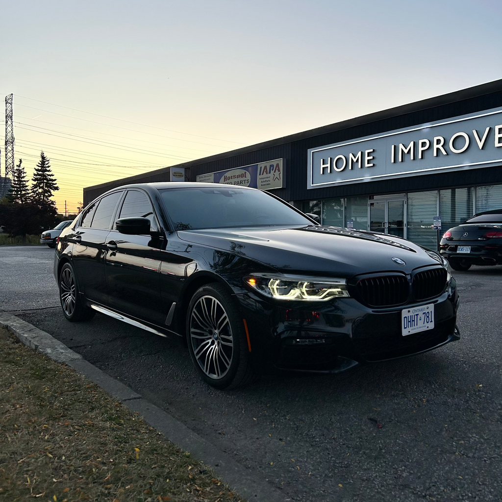 BMW 530i (Executive Package)