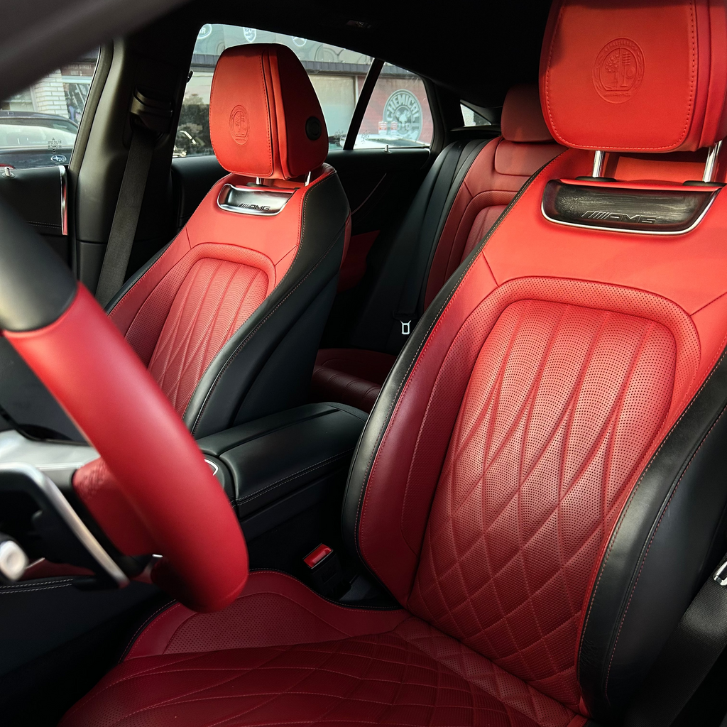 Mercedes GT53 AMG