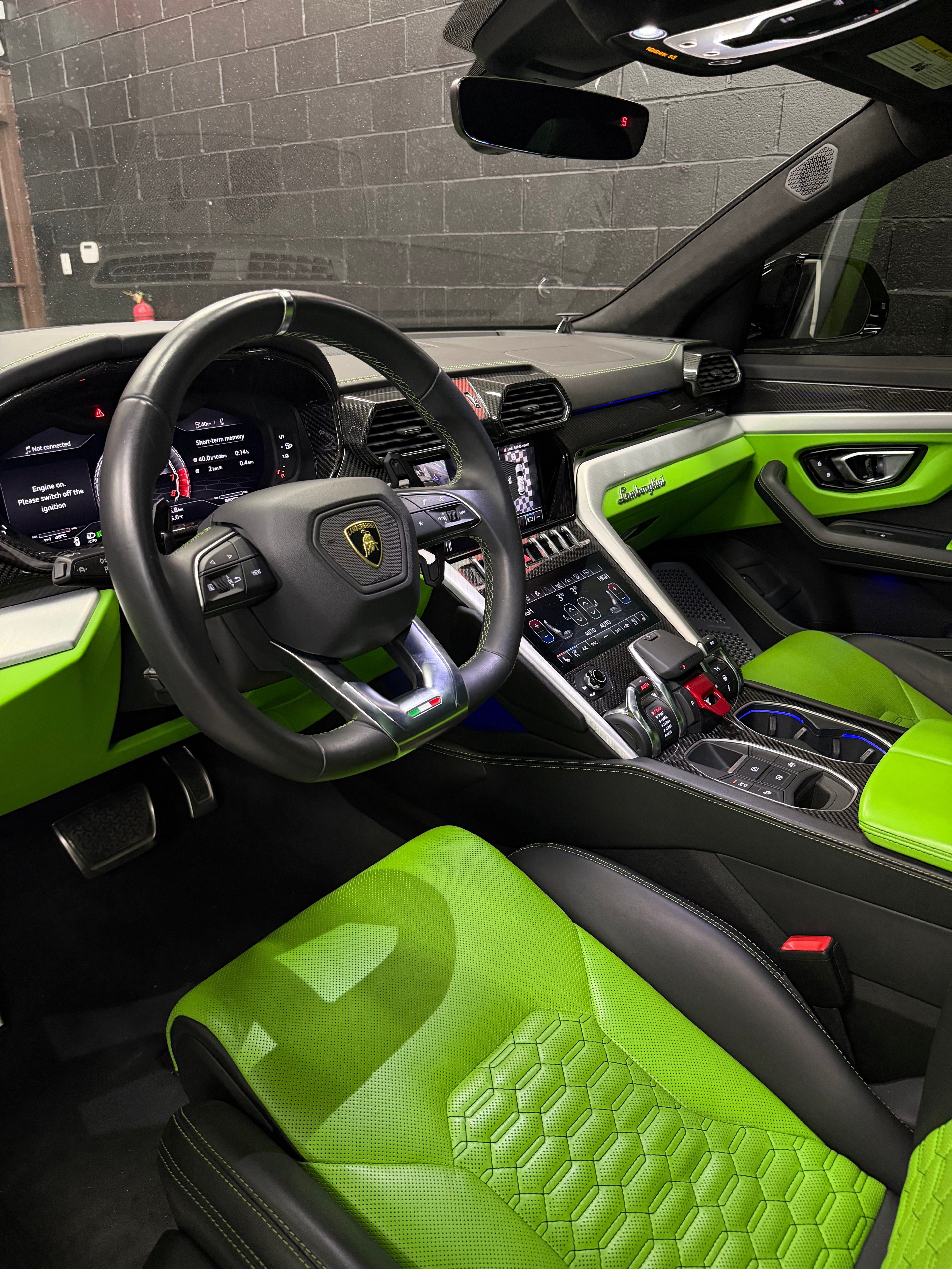 Lamborghini Urus (Goblin)