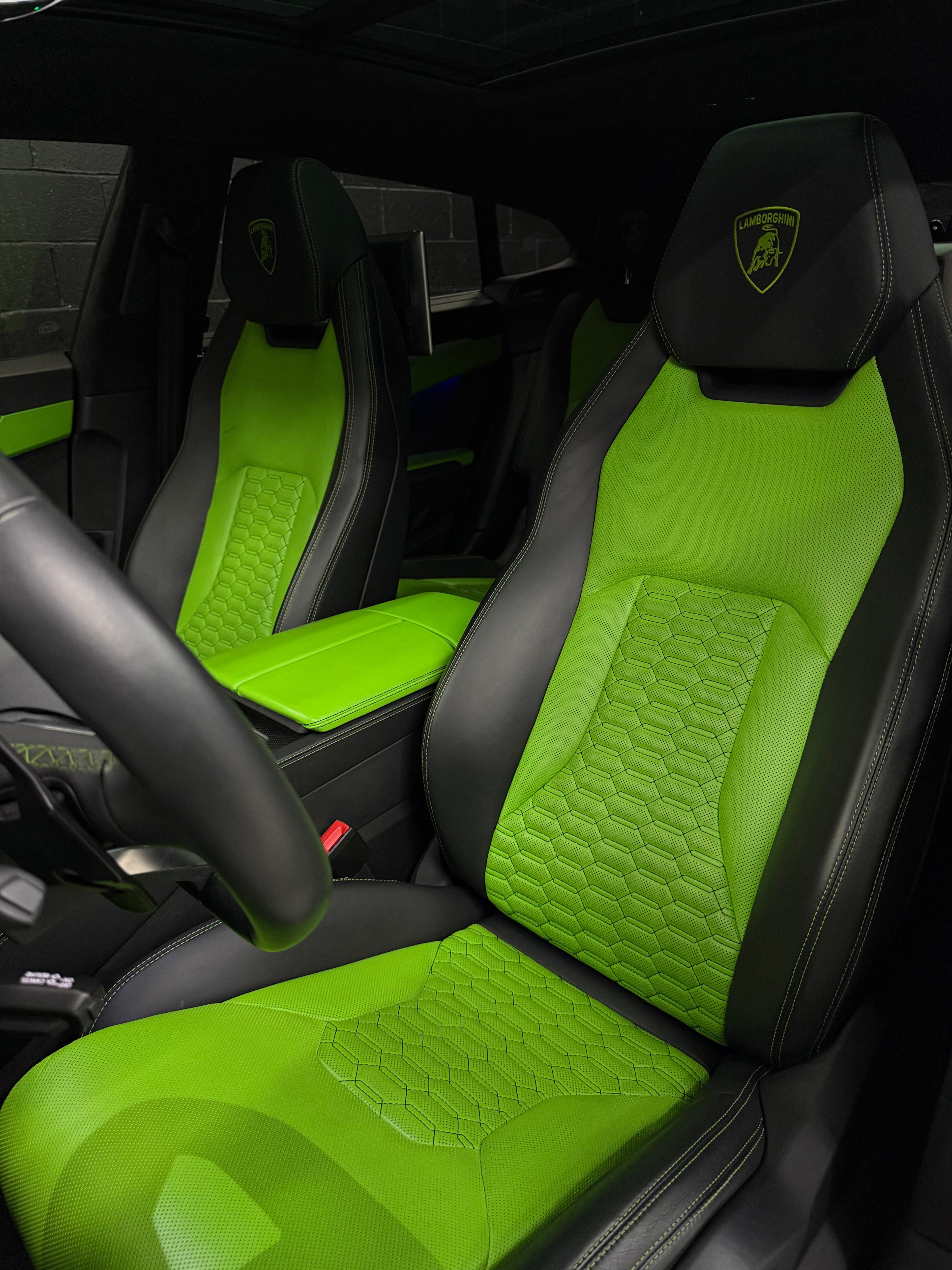 Lamborghini Urus (Goblin)