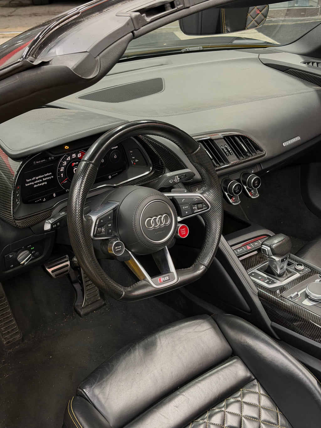 Audi R8 V10 w/ Custom Exhaust